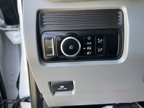 Used 2024 Ford F250 XLT w/ FX4 Off-Road Package AWD/4WD image 21