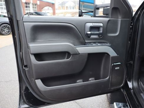 Used 2015 Chevrolet Silverado 2500 LTZ w/ Duramax Plus Package image 12