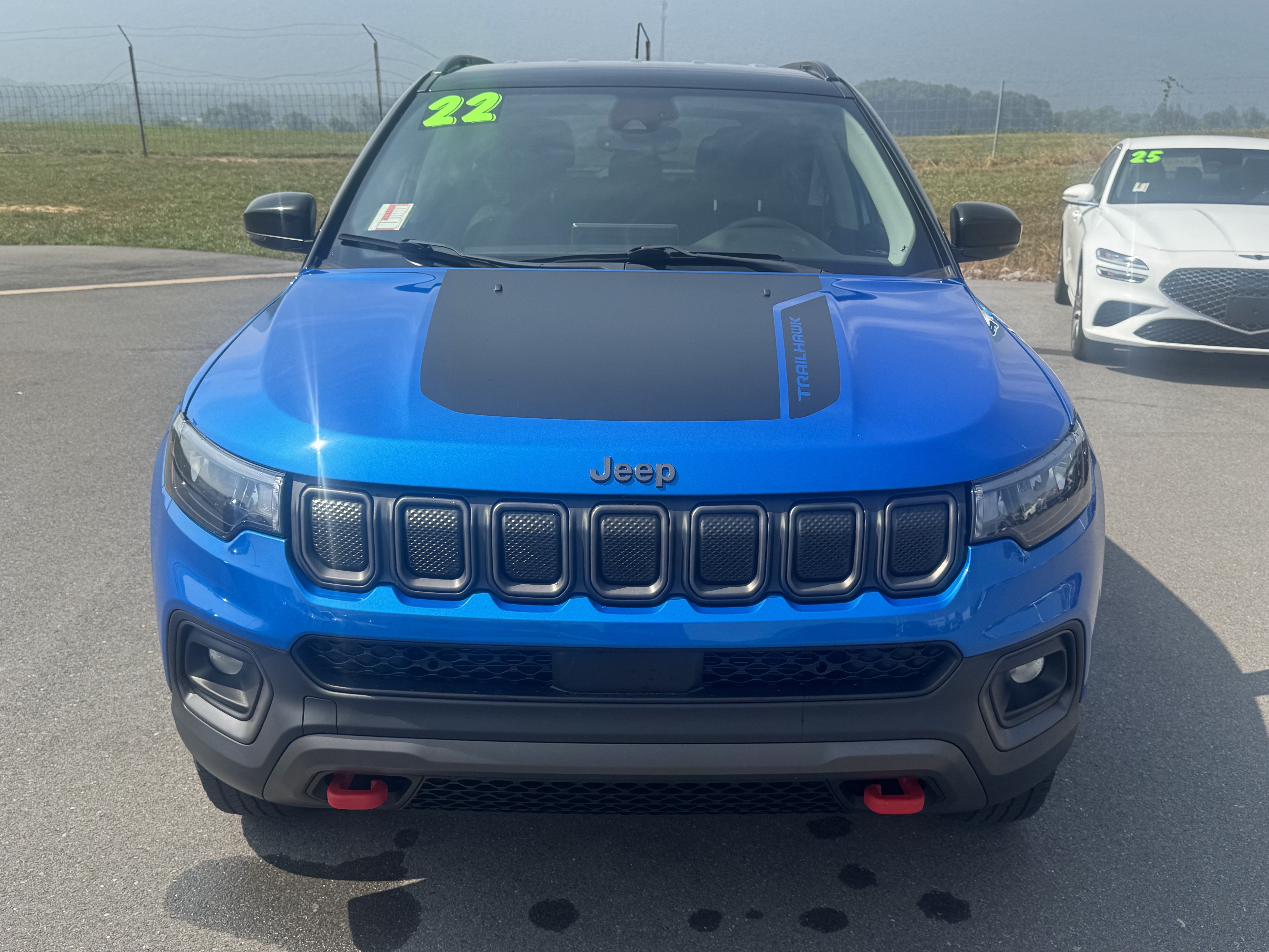 Used 2022 Jeep Compass Trailhawk w/ Trailhawk Convenience Group AWD/4WD image 9