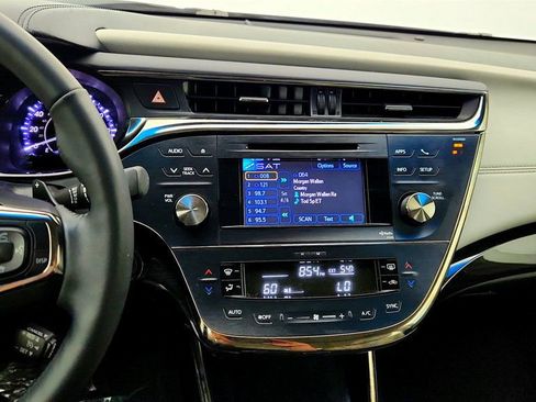 Used 2013 Toyota Avalon XLE Touring image 17