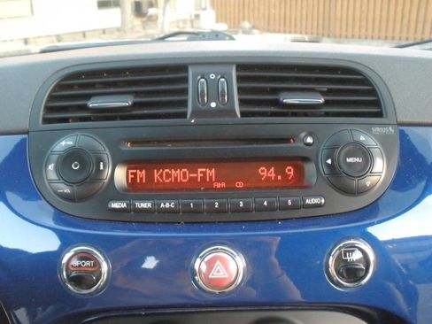 Used 2012 FIAT 500 Sport w/ Safety & Sound Pkg image 38