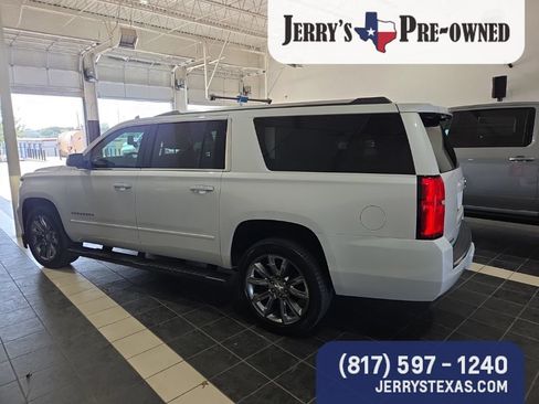 Used 2019 Chevrolet Suburban Premier RWD image 6