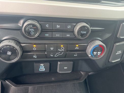 Used 2023 Ford F250 XLT w/ FX4 Off-Road Package image 17