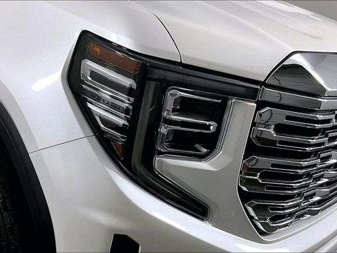 Certified 2024 GMC Sierra 1500 Denali w/ Denali Reserve Package AWD/4WD image 30