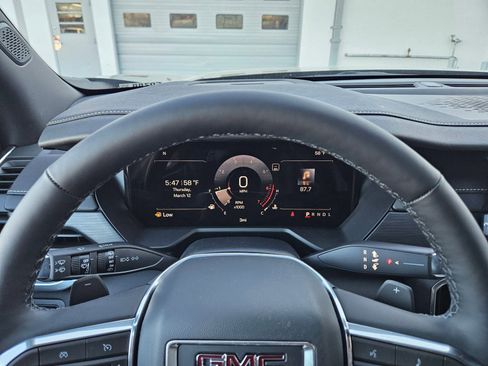 New 2026 GMC Acadia Elevation FWD image 20