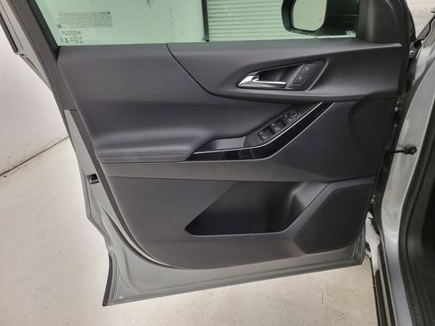 New 2026 Chevrolet Equinox LT w/ LPO, Floor Liner Package image 23