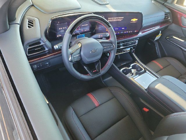Used 2026 Chevrolet Traverse LT w/ Midnight/Sport Edition FWD image 6