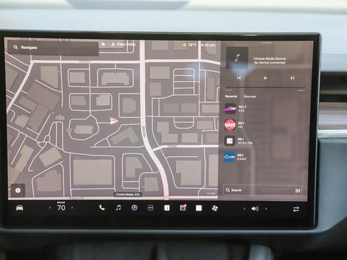 Used 2024 Tesla Model X AWD/4WD image 14