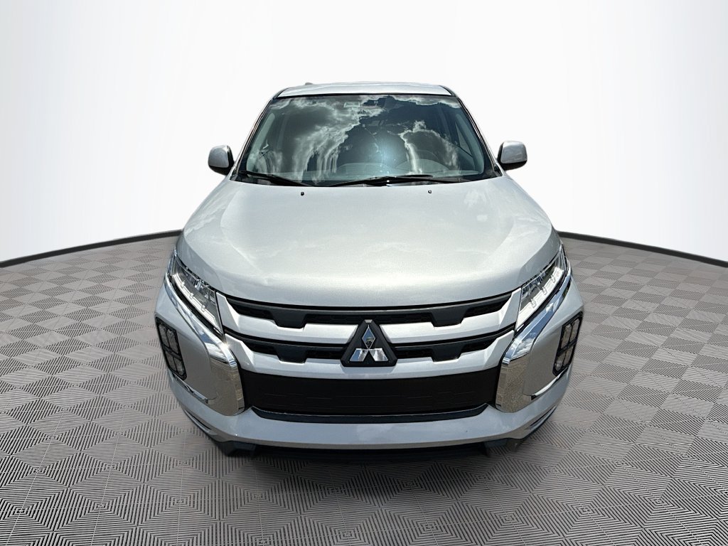 Used 2022 Mitsubishi Outlander Sport LE FWD image 2