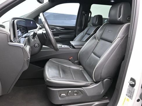 Used 2021 Cadillac Escalade ESV Sport RWD image 5
