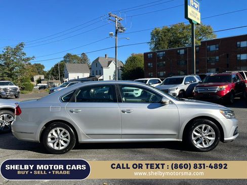 Used 2016 Volkswagen Passat 1.8T S image 4