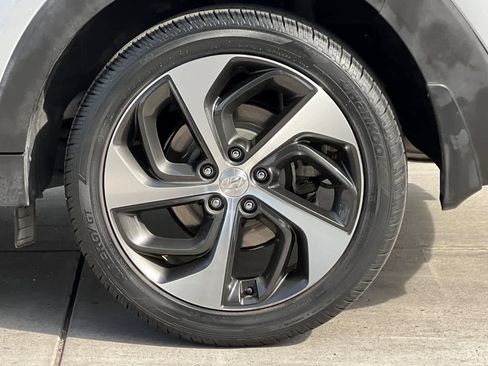 Used 2017 Hyundai Tucson Sport FWD image 36
