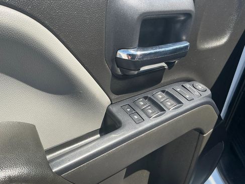 Used 2016 Chevrolet Silverado 1500 W/T w/ Trailering Package image 8