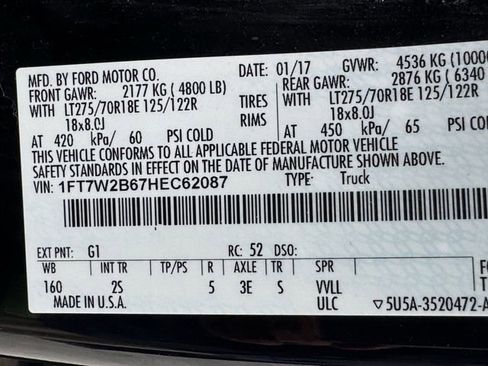 Used 2017 Ford F250 XLT w/ XLT Premium Package image 32