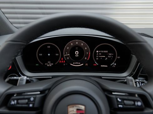 New 2025 Porsche Cayenne S image 15