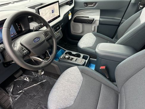 New 2025 Ford Maverick XLT w/ XLT Luxury Package image 10