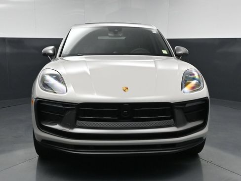 New 2026 Porsche Macan Turbo AWD/4WD image 13