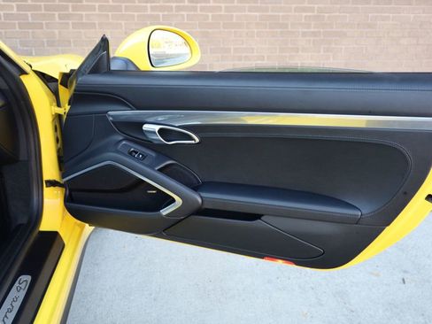 Used 2019 Porsche 911 Carrera 4S image 21