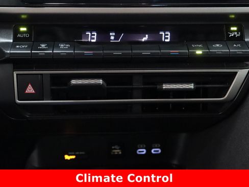 Used 2025 Toyota Camry LE image 19