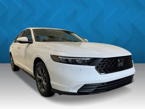 New 2026 Honda Accord EX-L image 9