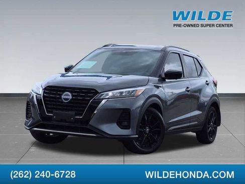 Used 2024 Nissan Kicks SR FWD image 2