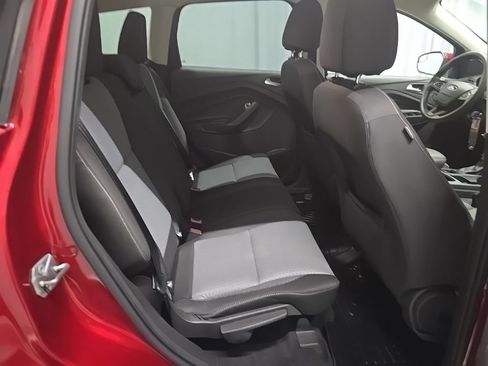 Used 2017 Ford Escape SE AWD/4WD image 7