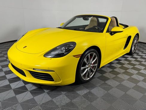 Certified 2022 Porsche 718 Boxster S image 1