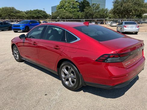 Used 2023 Honda Accord EX image 6