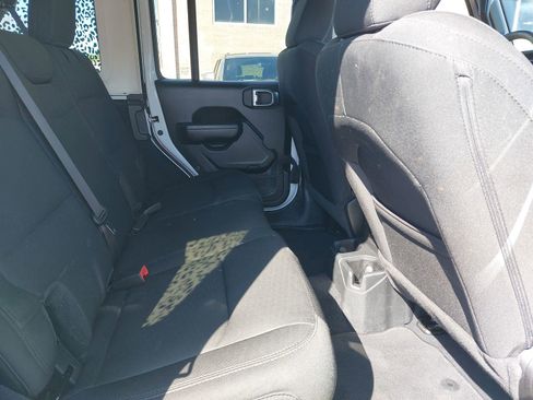 Used 2022 Jeep Wrangler Sport S w/ Sun And Sound Package image 11