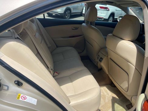 Used 2011 Lexus ES 350 FWD image 22