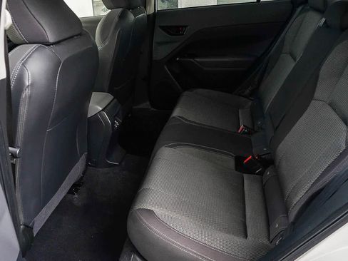 Used 2024 Subaru Crosstrek 2.0i Premium image 39