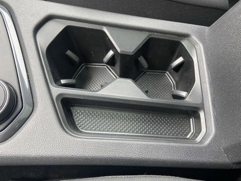 Used 2021 Volkswagen Tiguan SE R-Line image 35