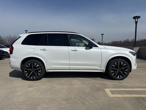 New 2026 Volvo XC90 B6 Ultra w/ Protection Package AWD/4WD image 9