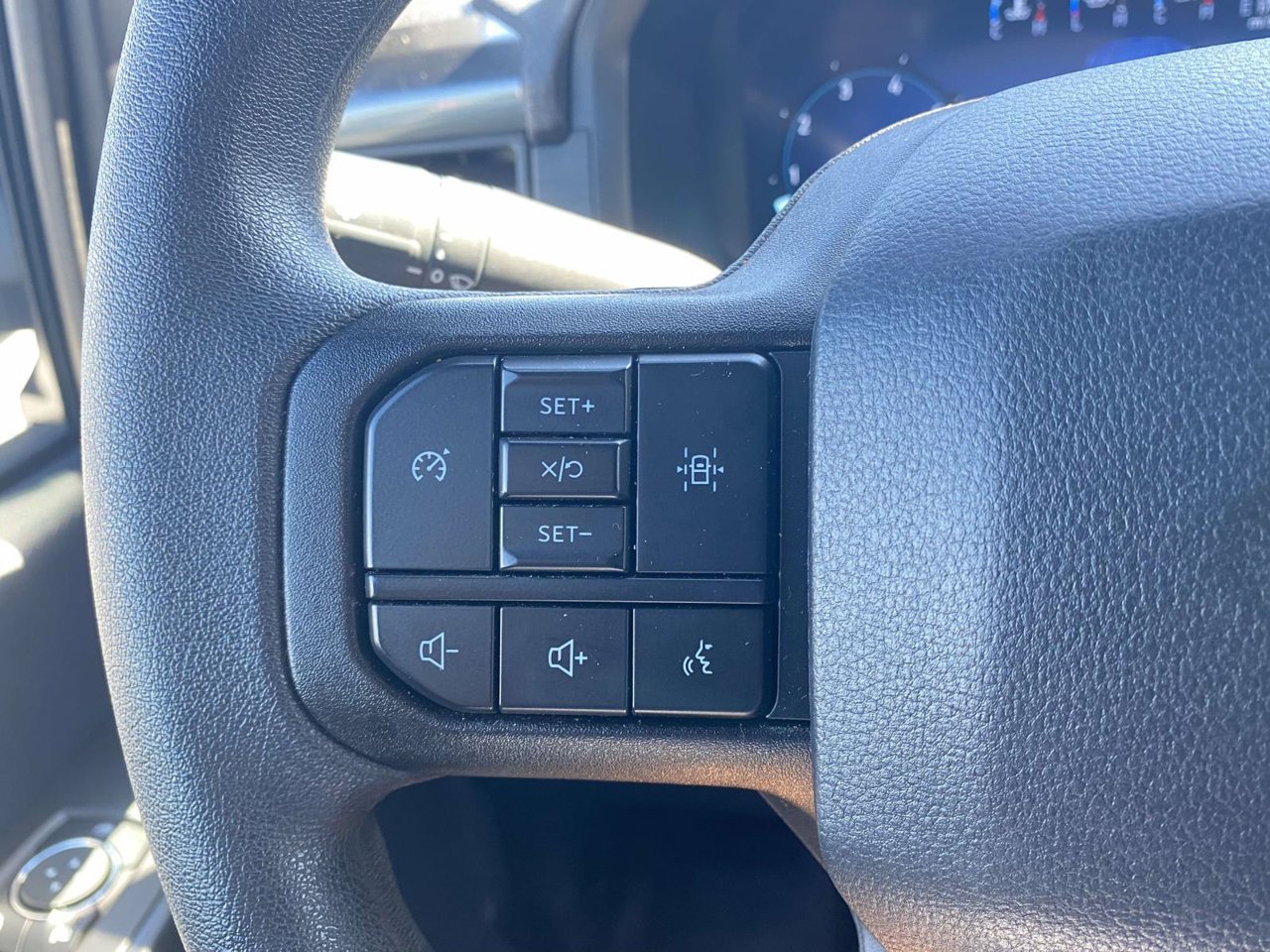 Used 2025 Ford F150 STX RWD image 30