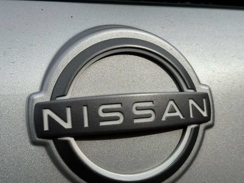 Used 2025 Nissan Rogue SV AWD/4WD image 10