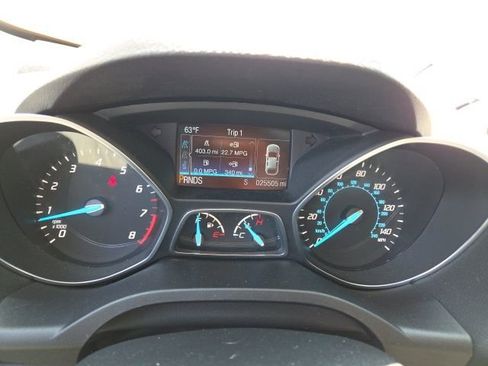 Used 2016 Ford Escape Titanium image 5