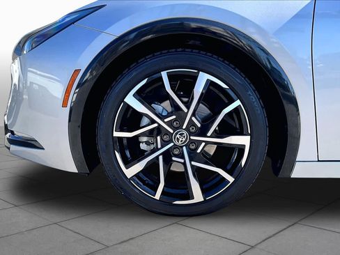 Used 2023 Toyota Prius Prime FWD image 10