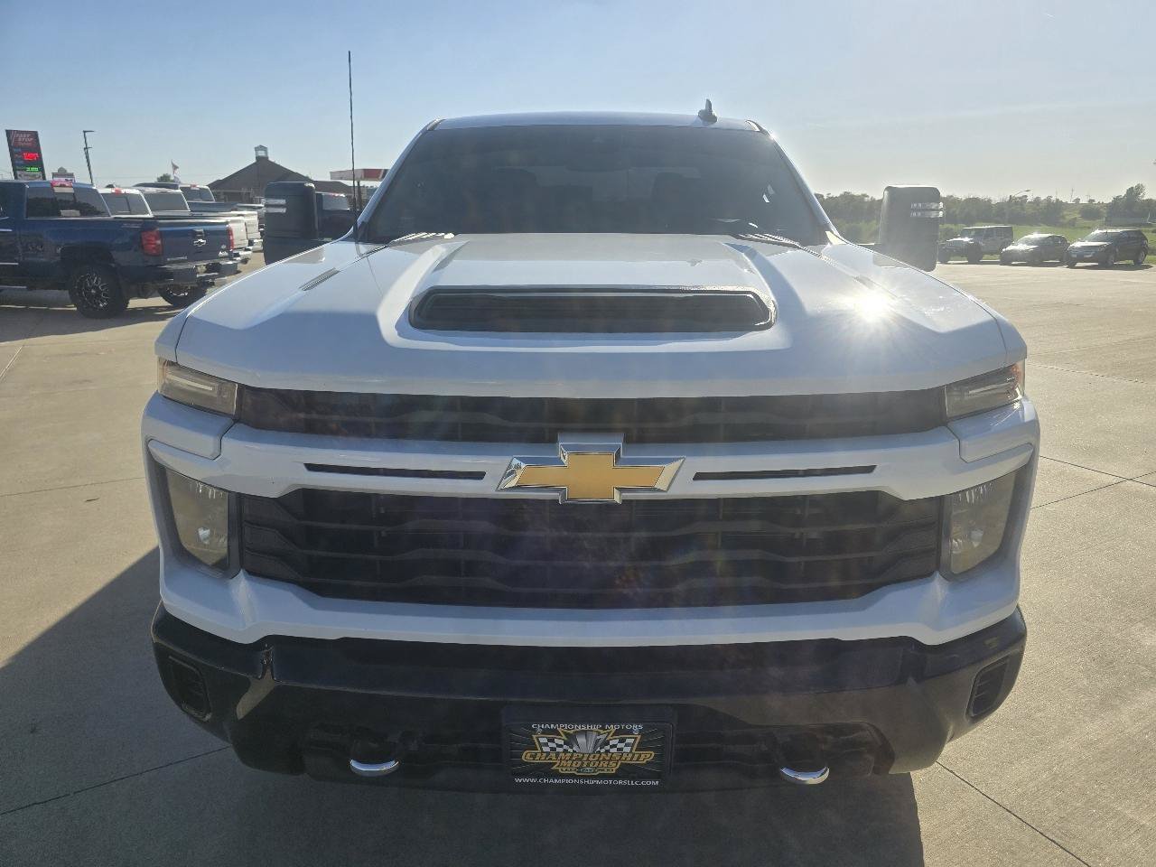 Used 2024 Chevrolet Silverado 2500 Custom w/ Custom Value Package AWD/4WD image 10