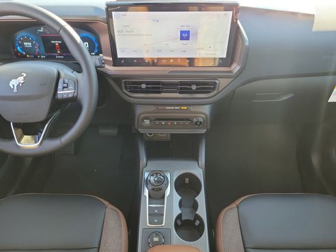 New 2025 Ford Bronco Sport Outer Banks w/ Outer Banks Tech Package+ AWD/4WD image 18