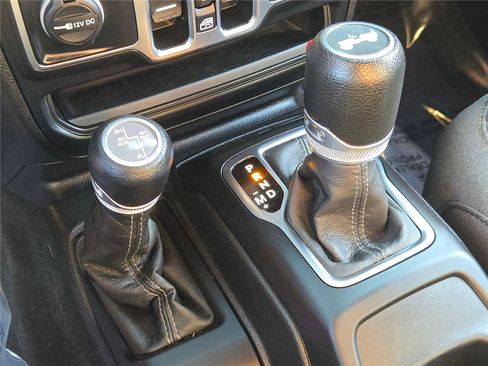 Used 2024 Jeep Wrangler Sahara w/ Technology Group image 31