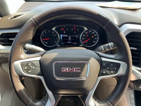 Used 2019 GMC Acadia SLT w/ LPO, Cargo Package FWD image 18