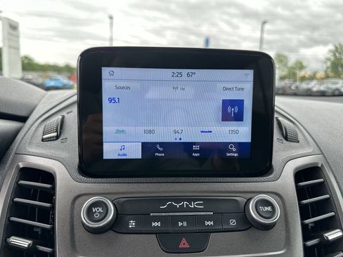 Used 2023 Ford Transit Connect XLT FWD image 22