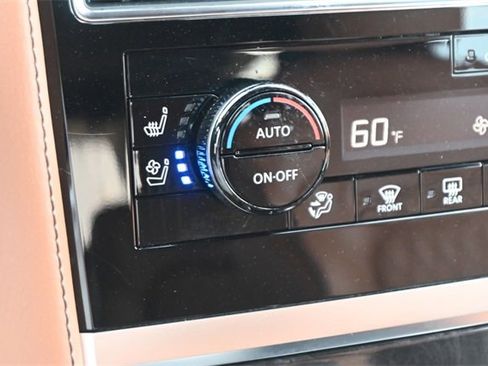 Used 2024 INFINITI QX80 Sensory image 21