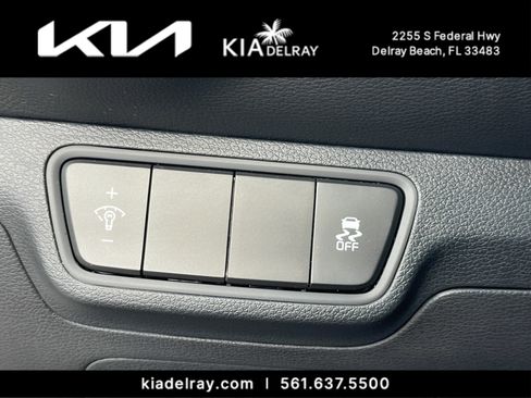 Certified 2024 Kia Forte LXS image 21