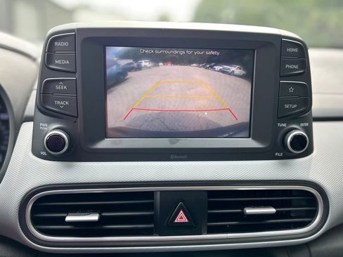 Used 2020 Hyundai Kona SE FWD image 12