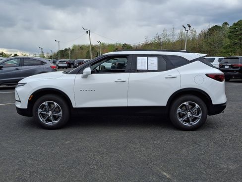 Certified 2023 Chevrolet Blazer LT w/ Convenience Package AWD/4WD image 4