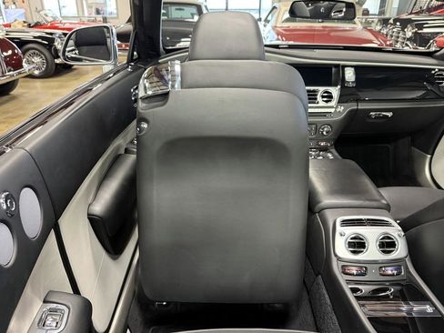 Used 2019 Rolls-Royce Dawn image 84