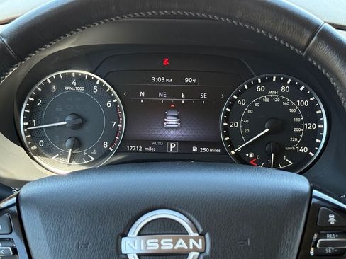 Used 2023 Nissan Armada SL w/ Captain's Chairs Package AWD/4WD image 22