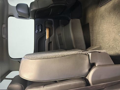 Used 2015 Chevrolet Silverado 2500 LTZ AWD/4WD image 19