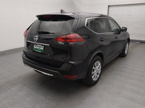 Used 2020 Nissan Rogue S FWD image 9